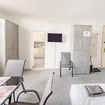 Stara Piekarnia - Pulaskiego 3 Homestay *